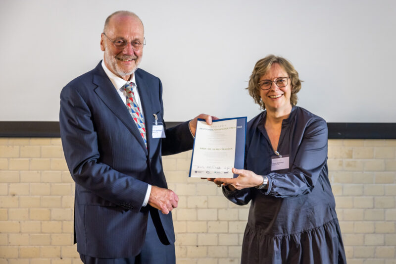 Verleihung Des Deutschen Psychologiepreises An Prof. Dr. Ulrich Wagner.